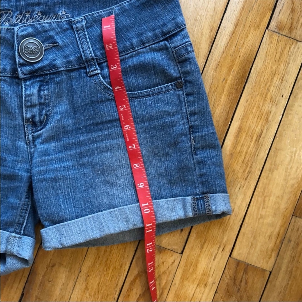 BUBBLEGUM jean shorts in brand new condition. Size 7/8 juniors. - Picture 5 of 7
